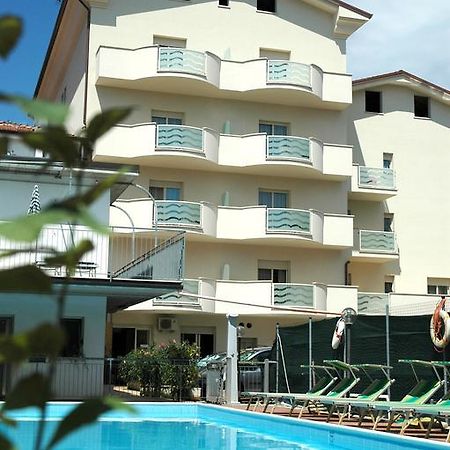 Hotel Roma Residenza Cervia Eksteriør bilde